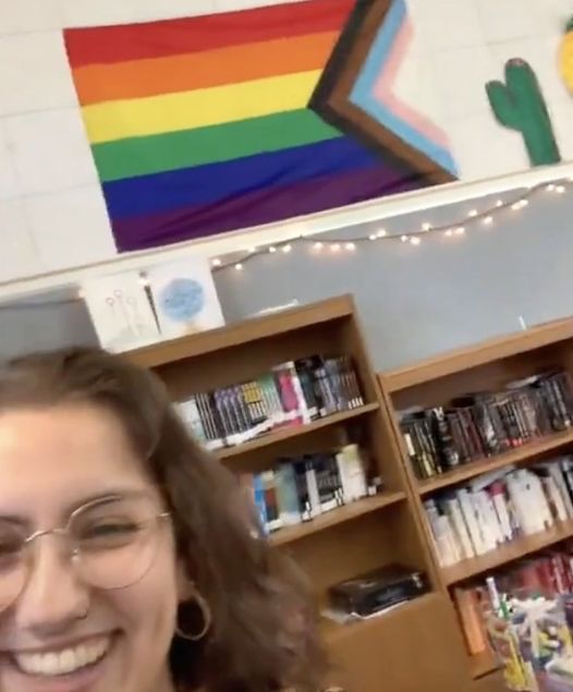 Teacher removes U.S. flag from classroom, makes kids pledge allegiance to pride flag