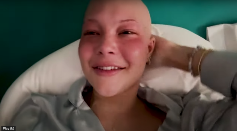 Isabella Strahan in Tears Over Cancer Update