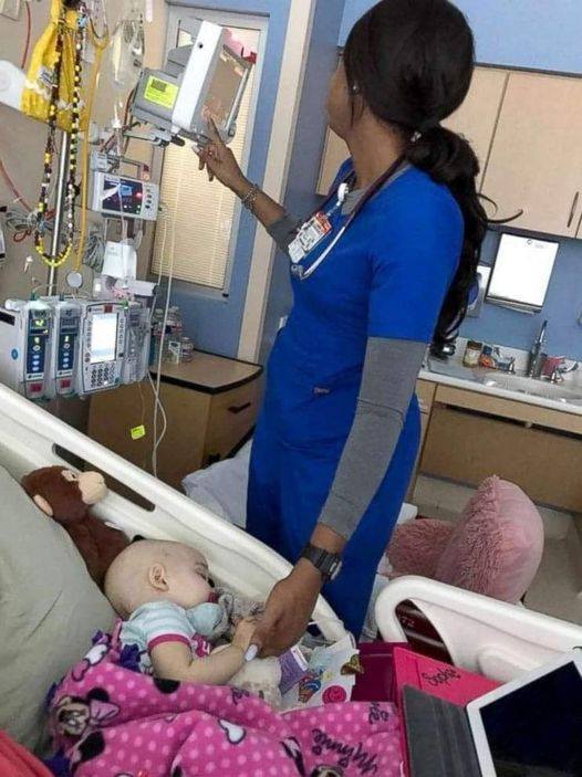 Mom writes heartfelt tribute to nurses caring for dying, 2-year-old daughter with cancer