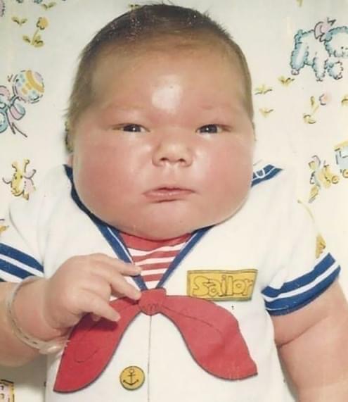 In 1983, a baby boy weighing a whopping 16 lbs was born! At the time, the entire country was shocked by his size, labeling him “The Country’s Biggest Baby” How does he look today? Well, take a seat before you see 😍Check his photos in the comment 👇🏼